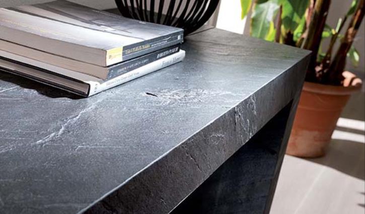 GLASS CONSOLE