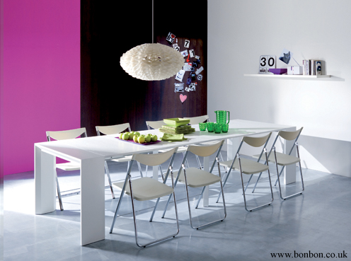 Maximus space saving table
